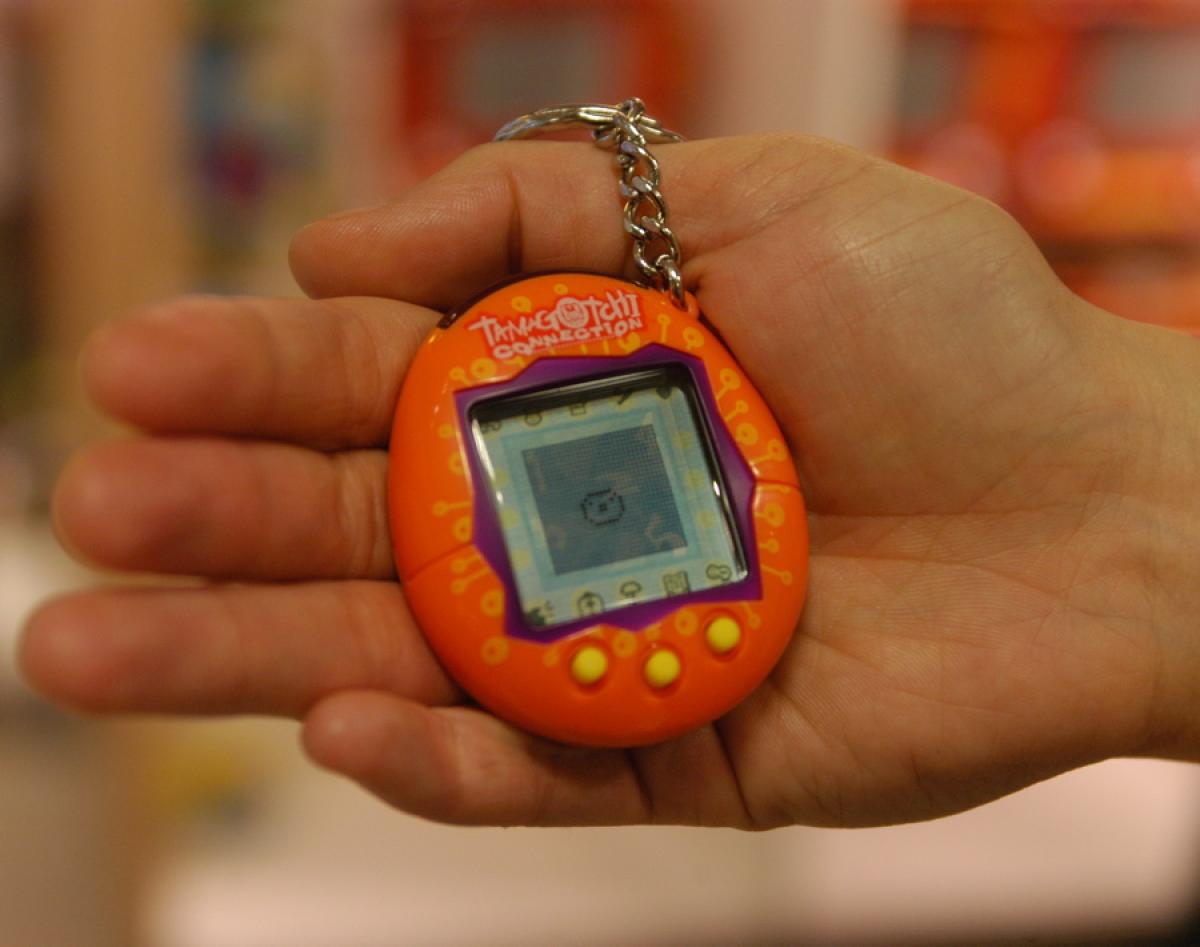 TAMADESU™ TAMAGOTCHI