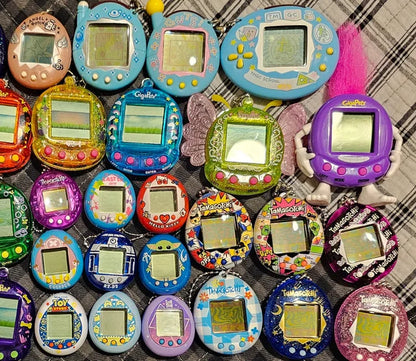 TAMADESU™ TAMAGOTCHI